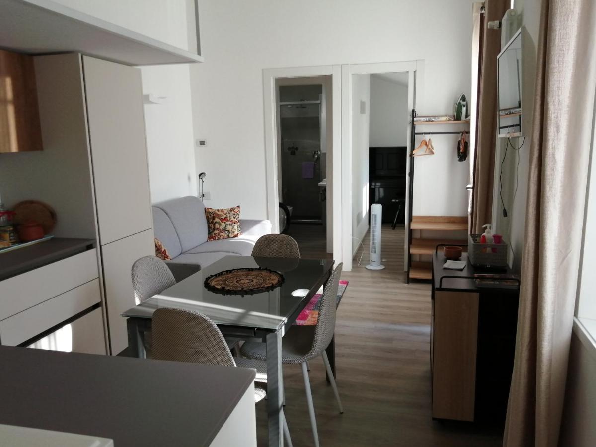 Stefania'S Corner, Apartment In Bergamo Buitenkant foto