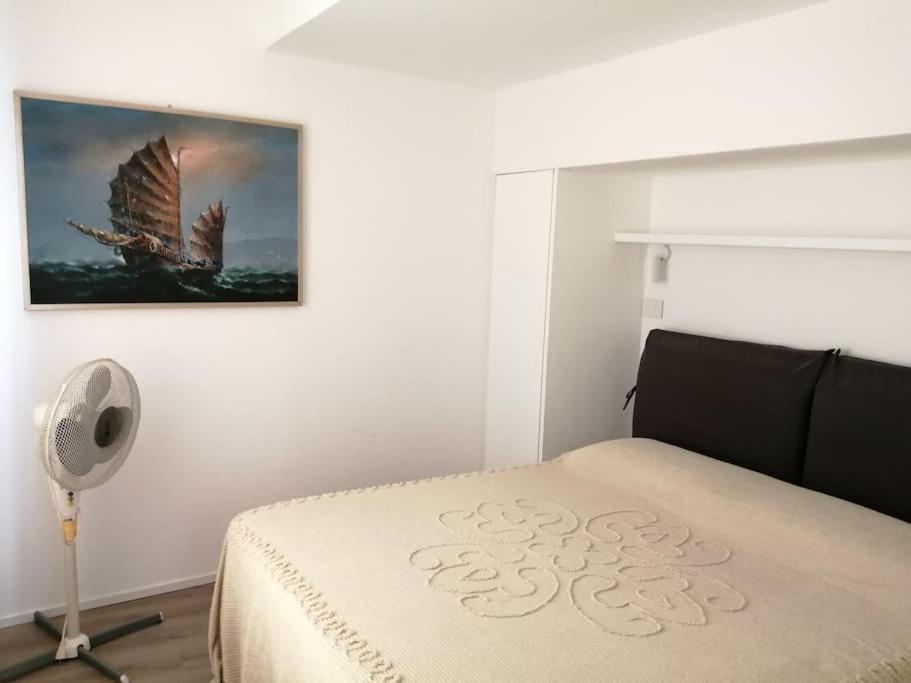 Stefania'S Corner, Apartment In Bergamo Buitenkant foto
